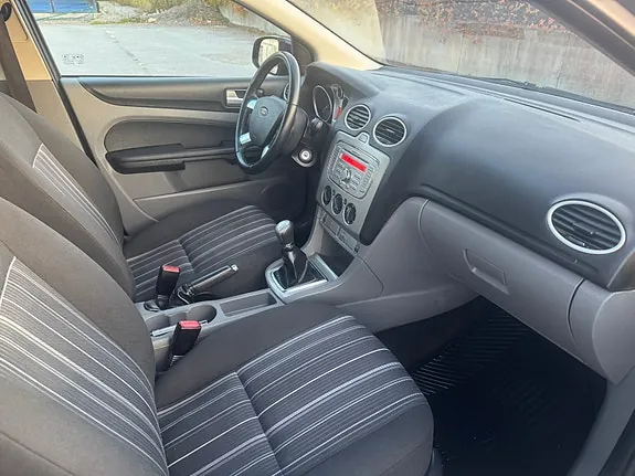 Ford Focus 2009 photo 5