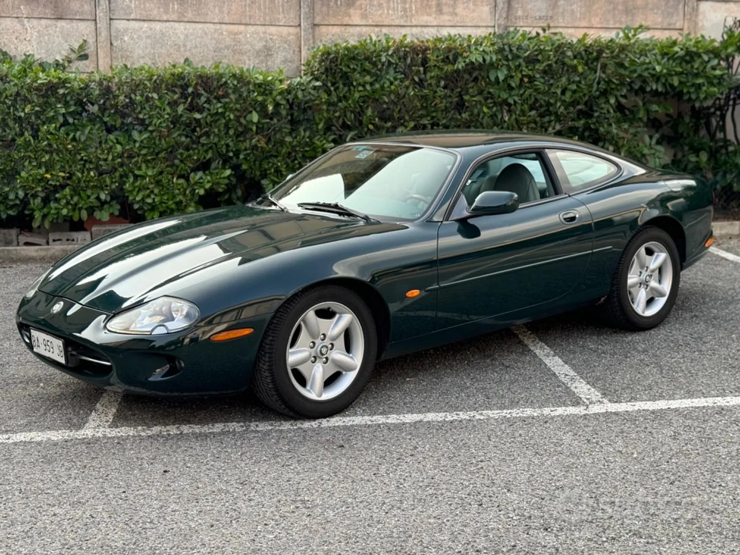 Jaguar Xk8 1997 photo 2