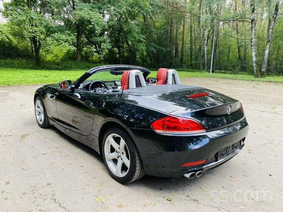 BMW Z4 2013 photo 3
