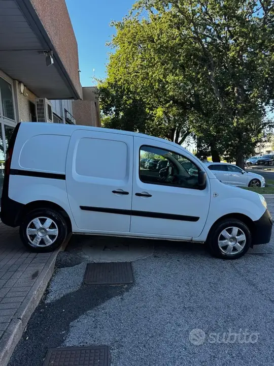 Renault Kangoo 2010 photo 4