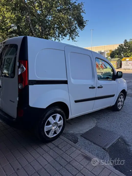 Renault Kangoo 2010 photo 5