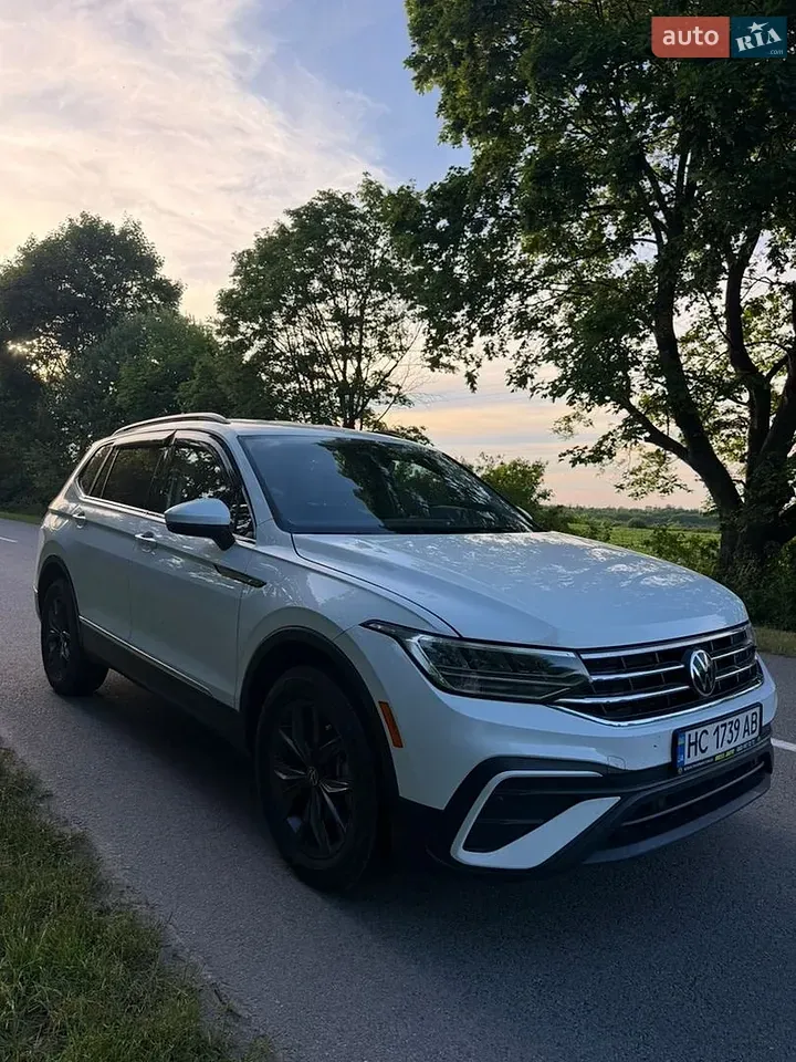 Volkswagen Tiguan 2022 photo 2