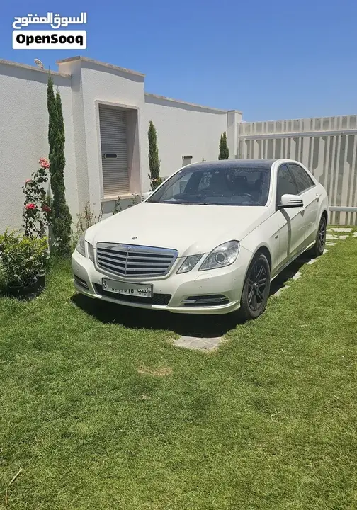 Mercedes-Benz E-Class 2013 photo 4