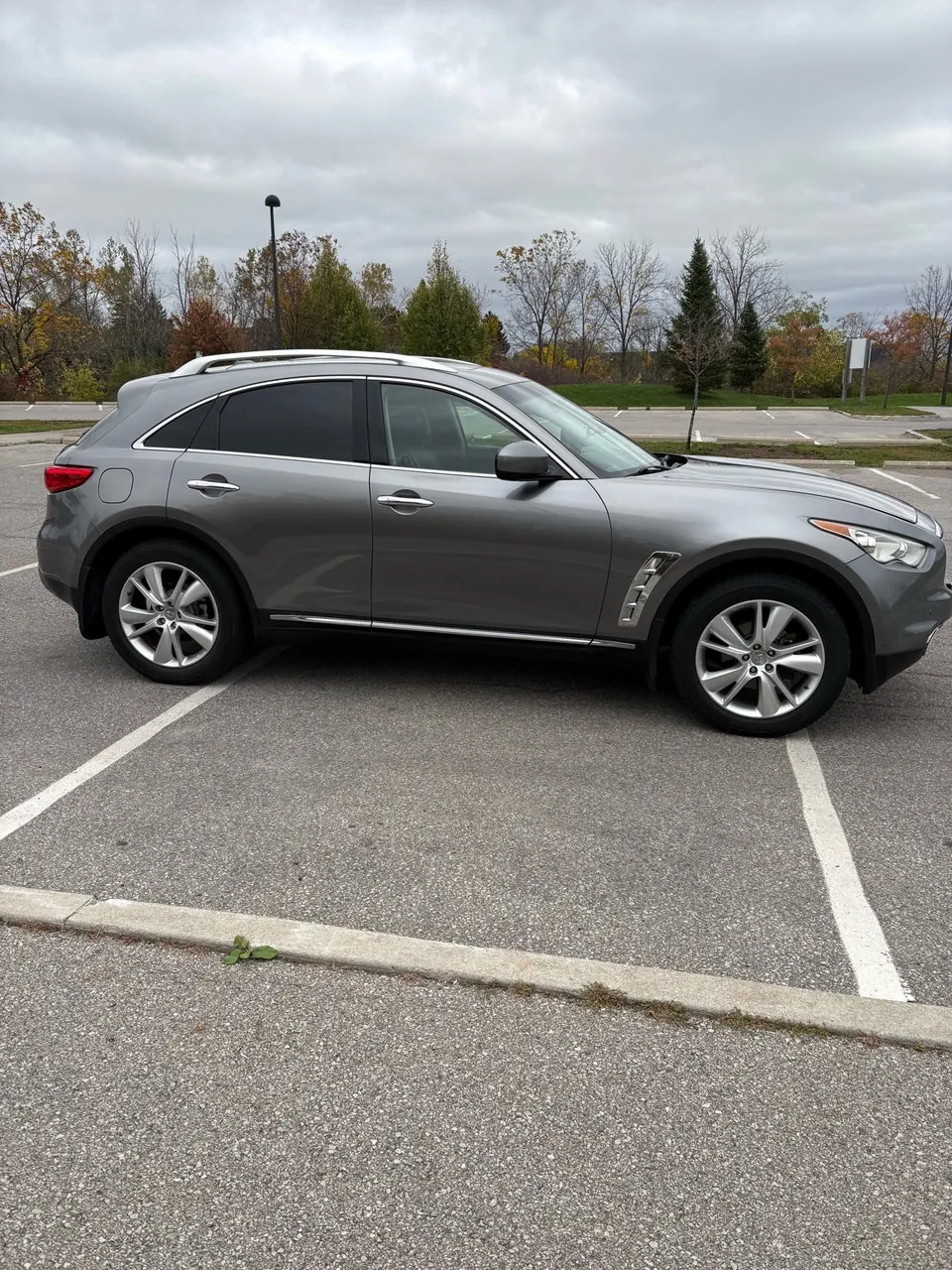 Infiniti Fx35 2012 photo 4