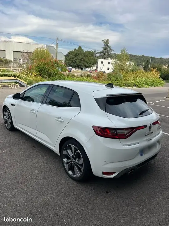 Renault Megane 2017 photo 3