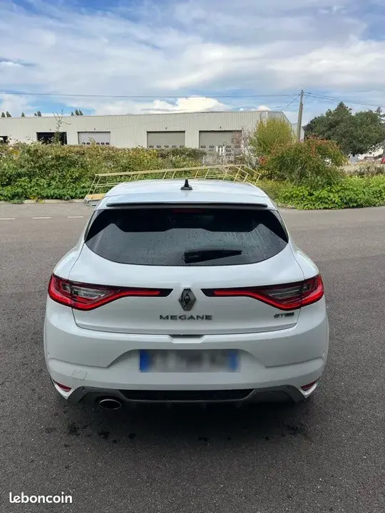 Renault Megane 2017 photo 5