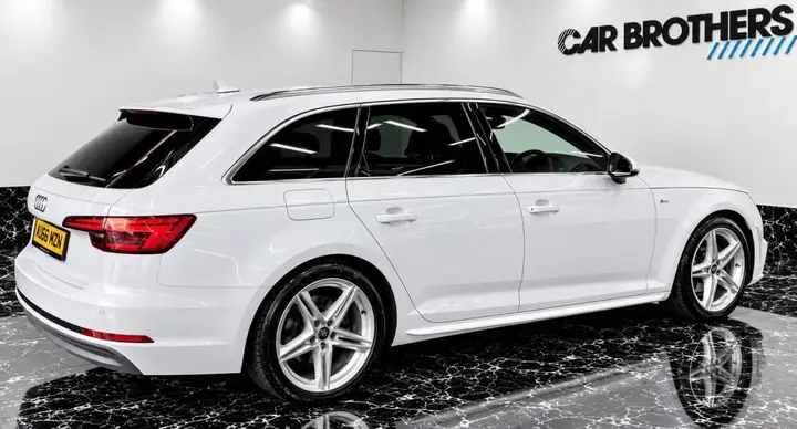 Audi A4 Avant 2016 photo 5