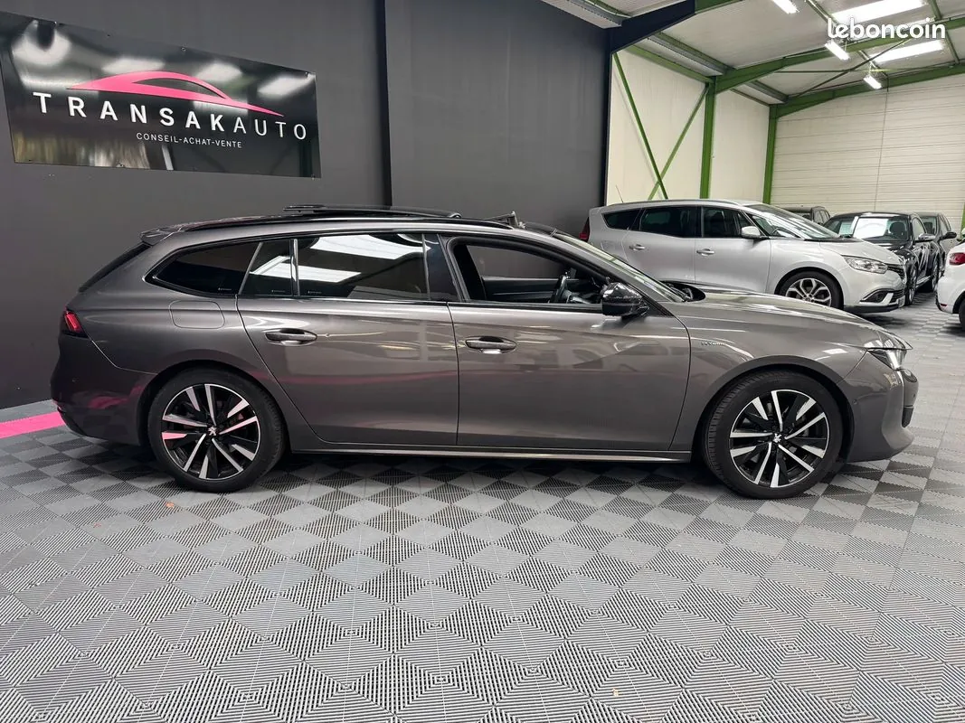 Peugeot 508 2021 photo 4
