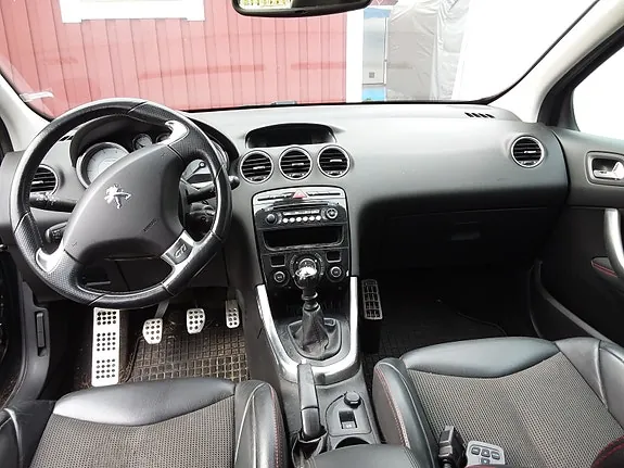 Peugeot 308 2011 photo 3