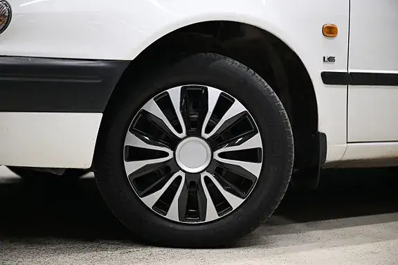 Toyota Corolla 1998 photo 3