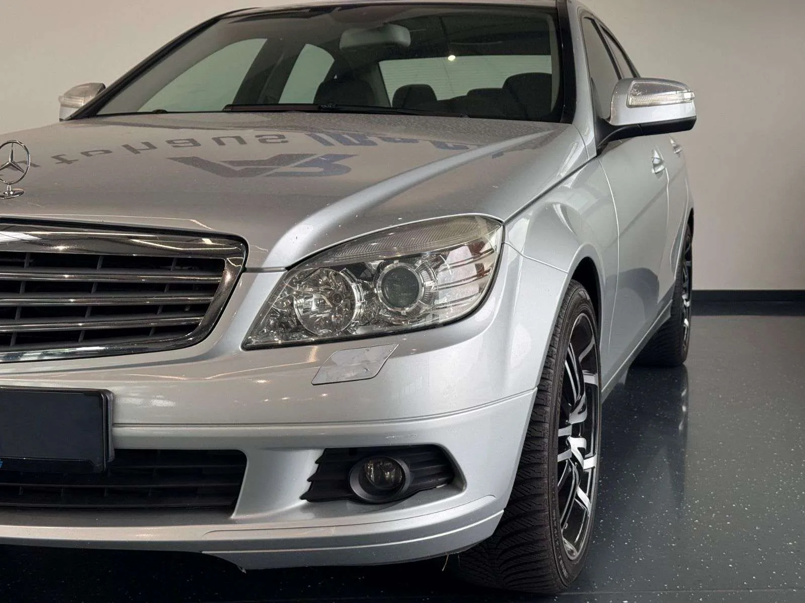 Mercedes-Benz C 180 2008 photo 2