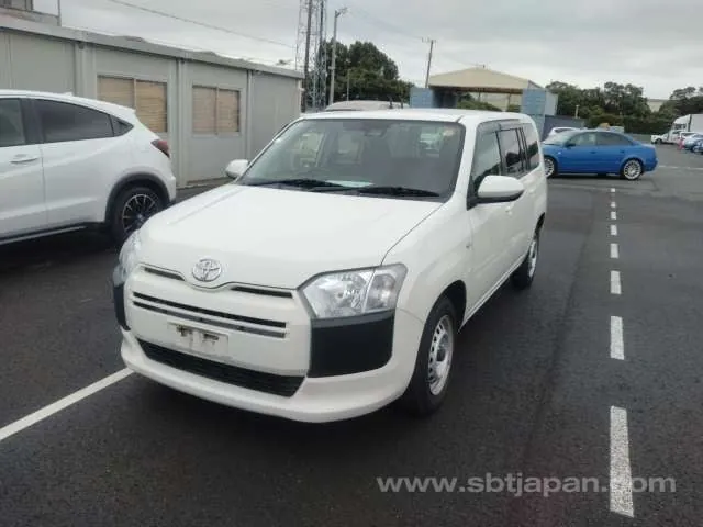 Toyota Probox 2021 photo 2