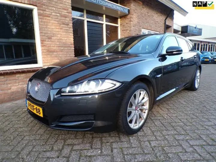 Jaguar Xf