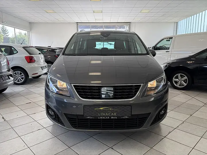 Seat Alhambra 2021 photo 2