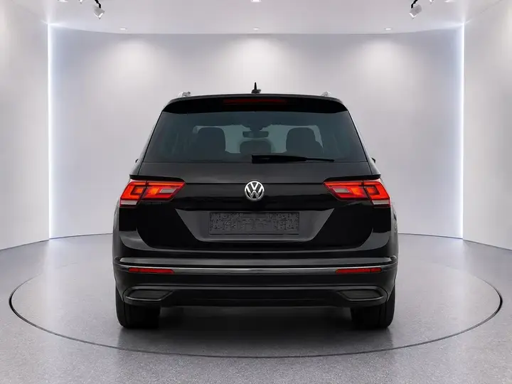 Volkswagen Tiguan 2017 photo 2