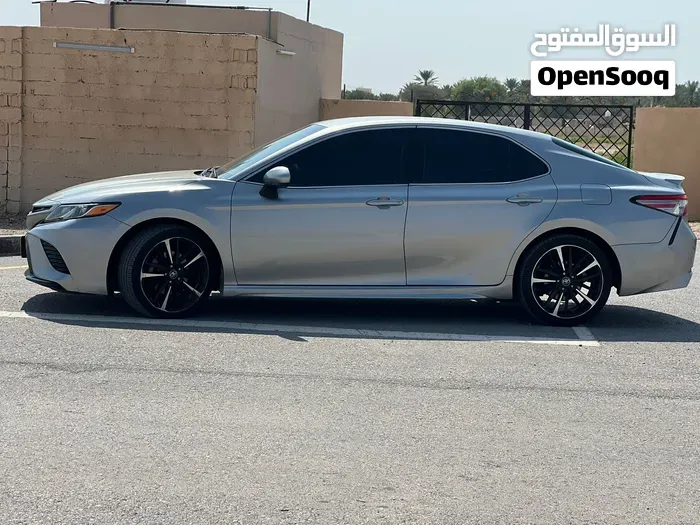 Toyota Camry 2018 photo 2