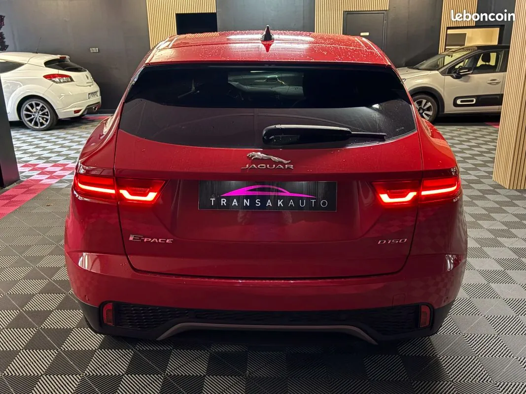 Jaguar E-Pace 2020 photo 4
