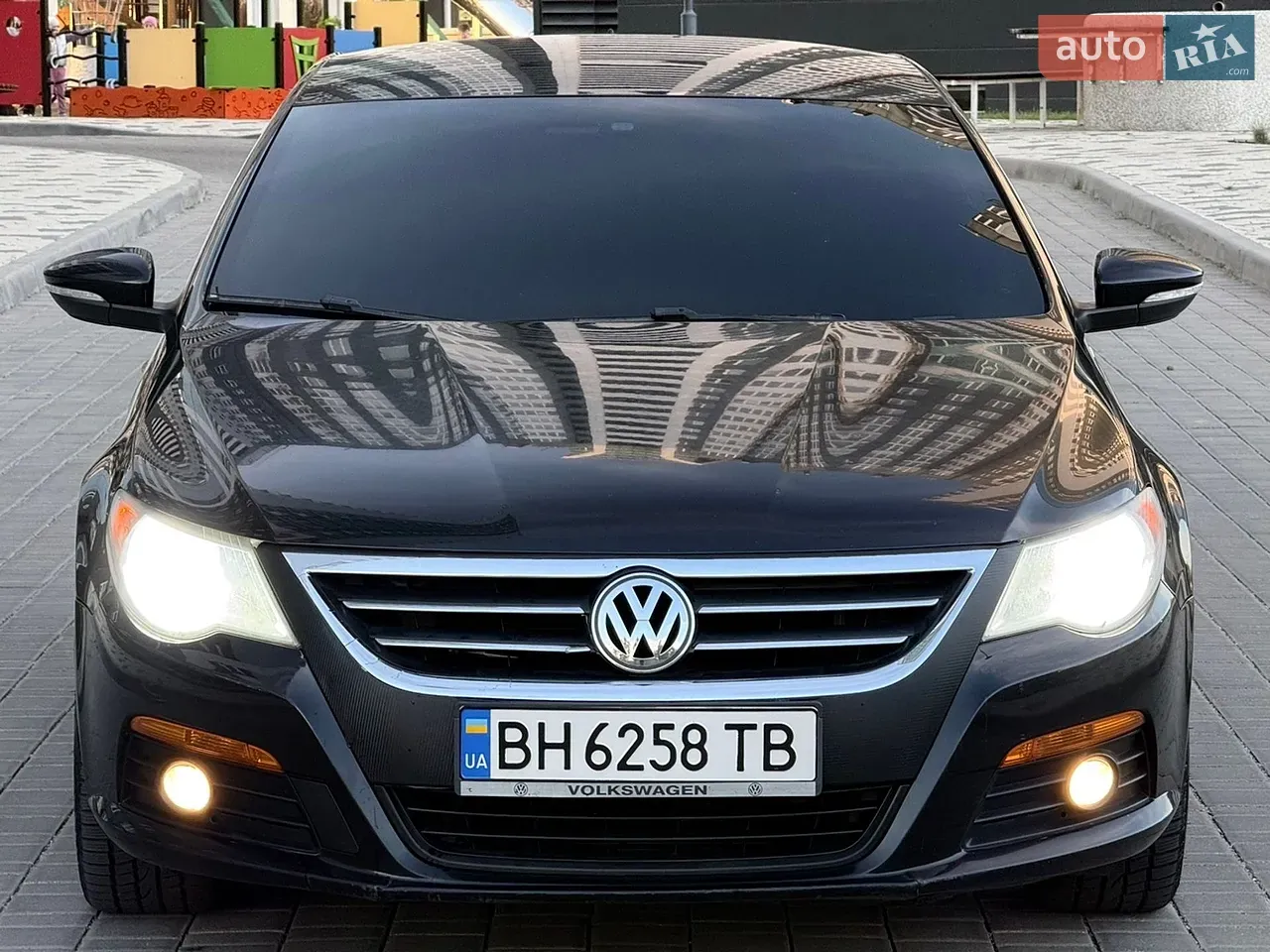 Volkswagen Cc / Passat Cc 2010 photo 2