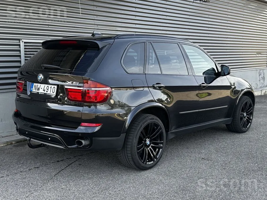 BMW X5 2010 photo 5