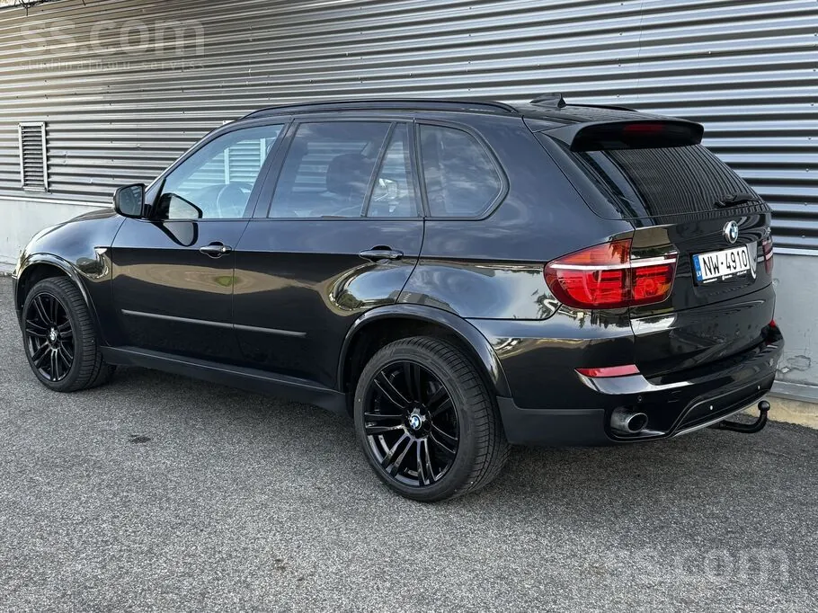 BMW X5 2010 photo 3