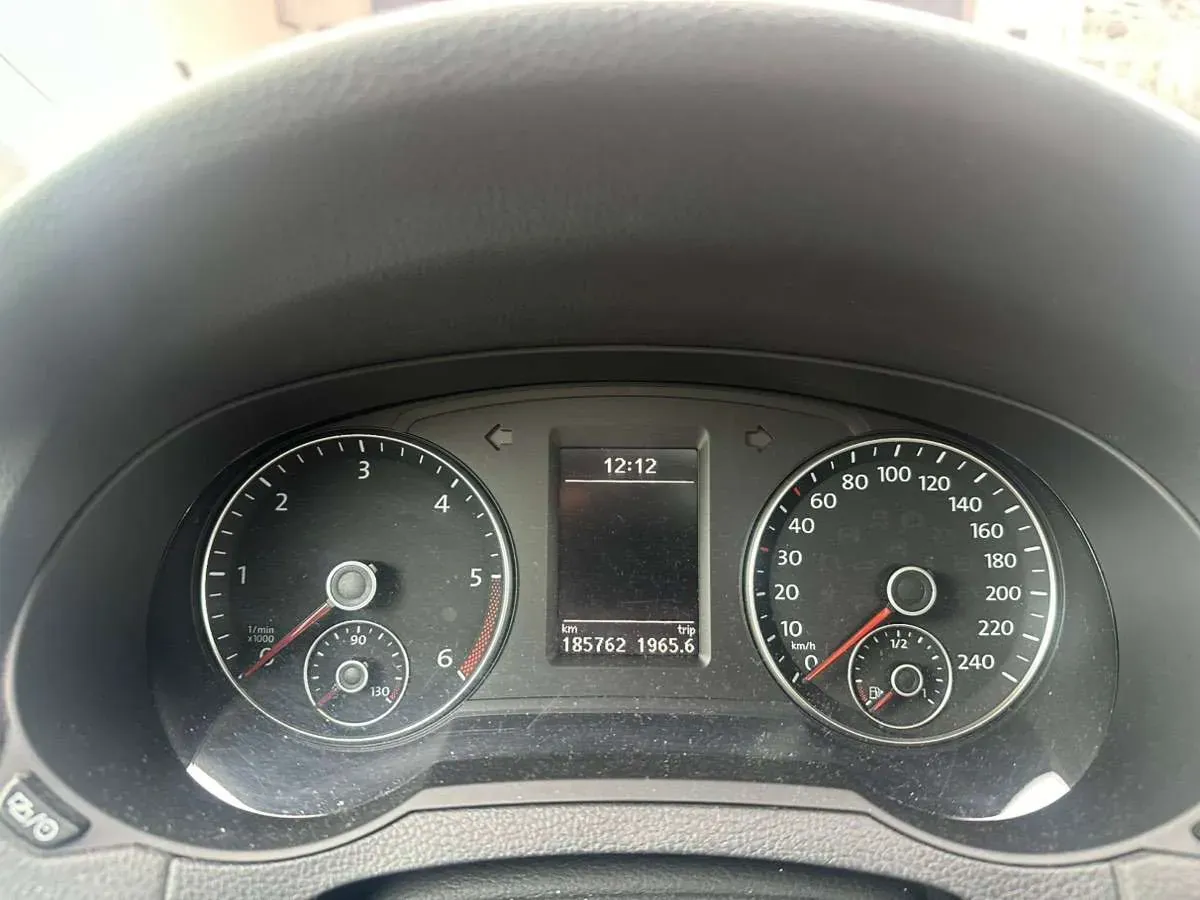 Volkswagen Sharan 2015 photo 2