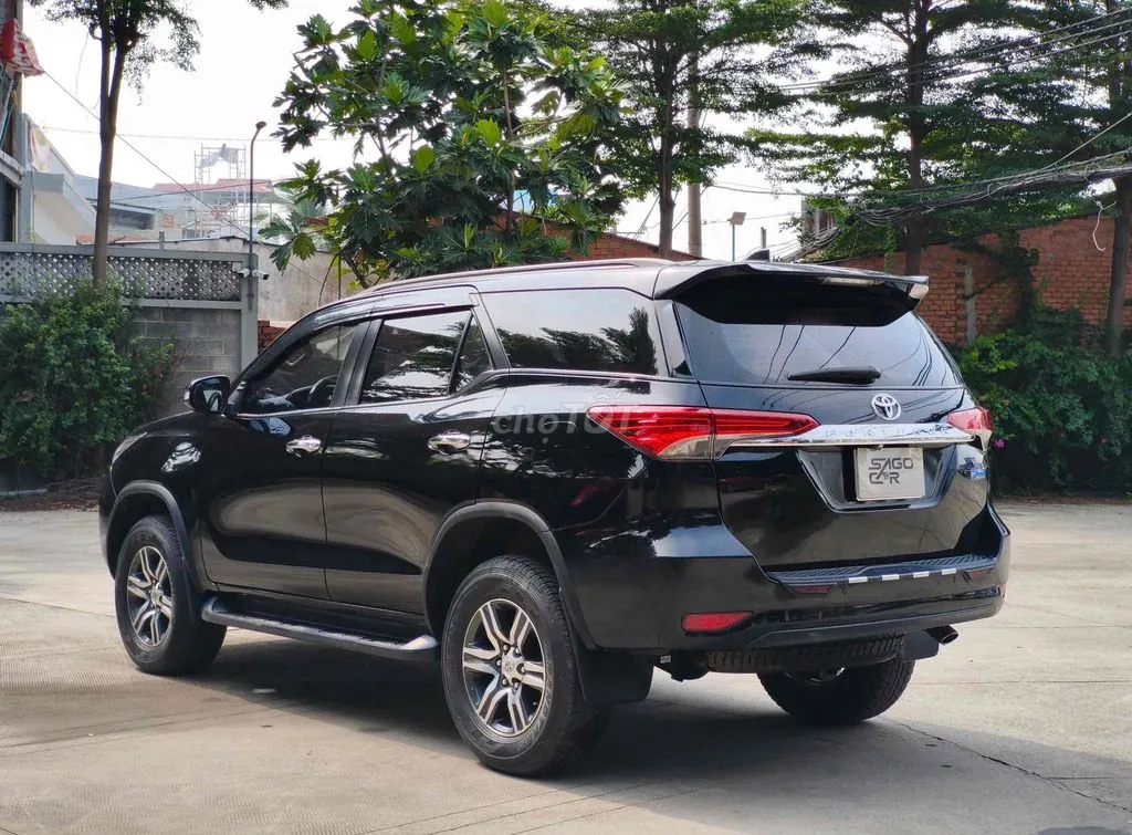 Toyota Fortuner 2017 photo 4