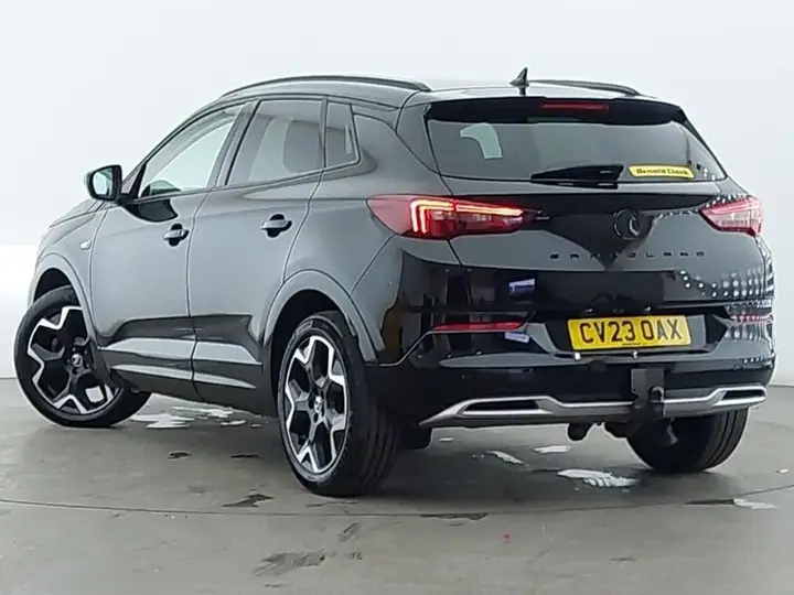 Vauxhall Grandland 2023 photo 2