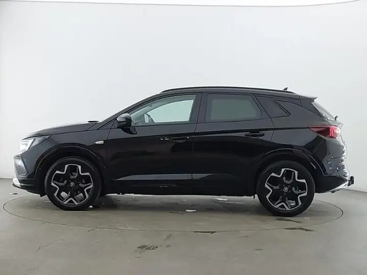Vauxhall Grandland 2023 photo 4