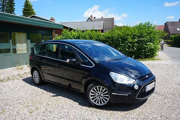 Ford S-Max 2013 photo 2