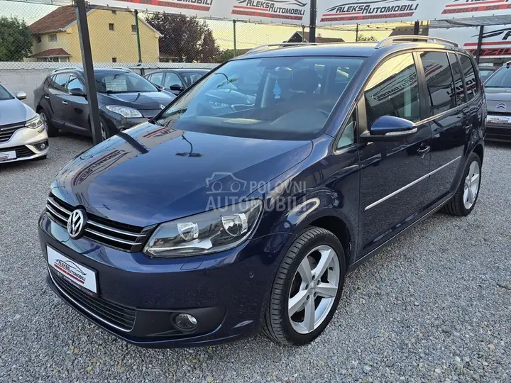 Volkswagen Touran 2012 photo 5
