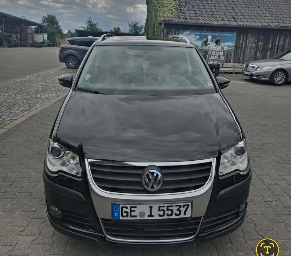 Volkswagen Cross Touran