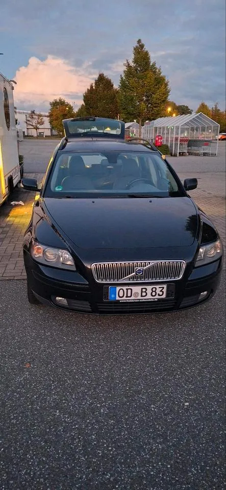 Volvo V50