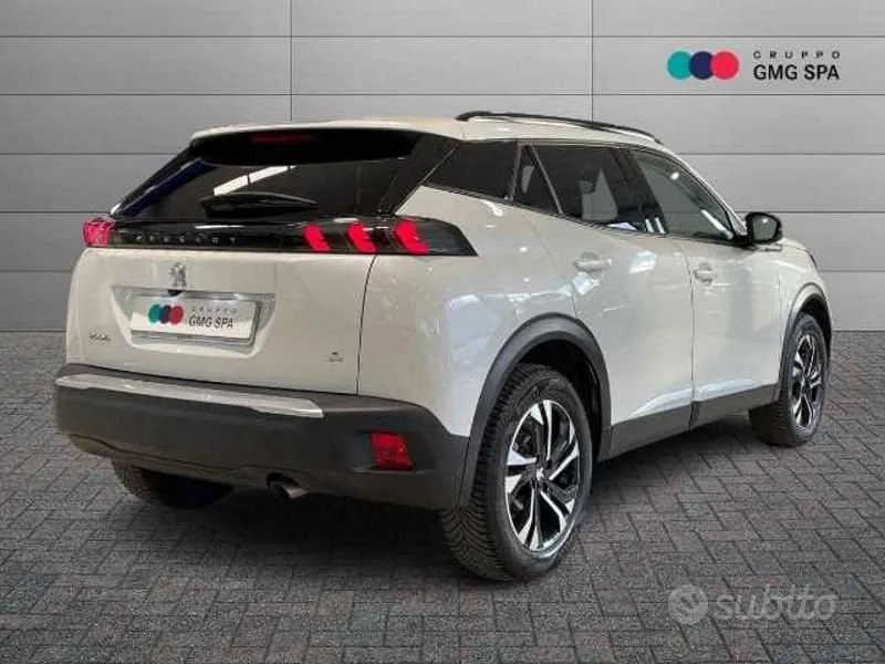 Peugeot 2008 2022 photo 3