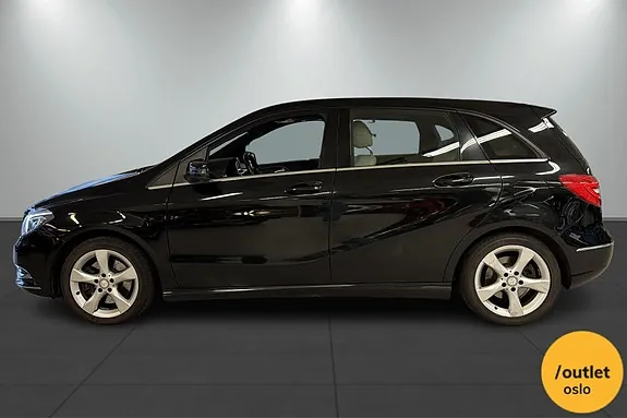 Mercedes-Benz B220 2014 photo 2