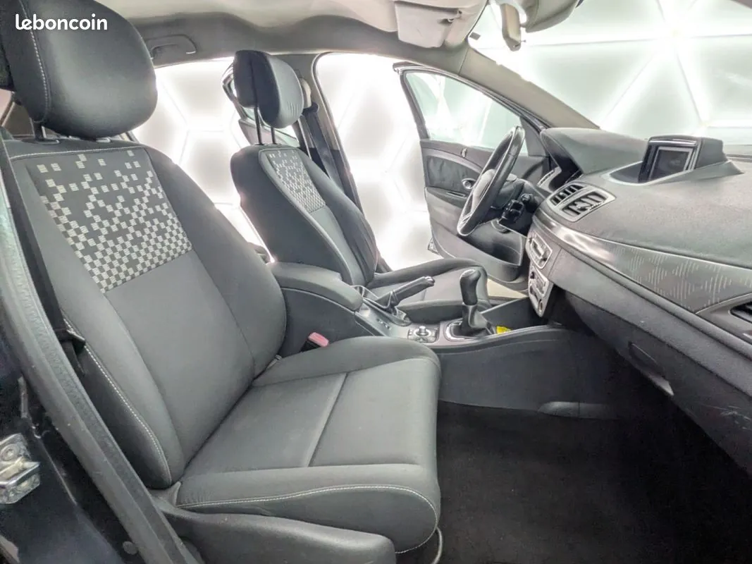Renault Megane 2012 photo 5