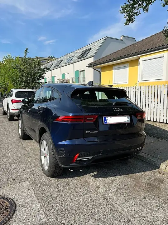 Jaguar E-Pace 2021 photo 3