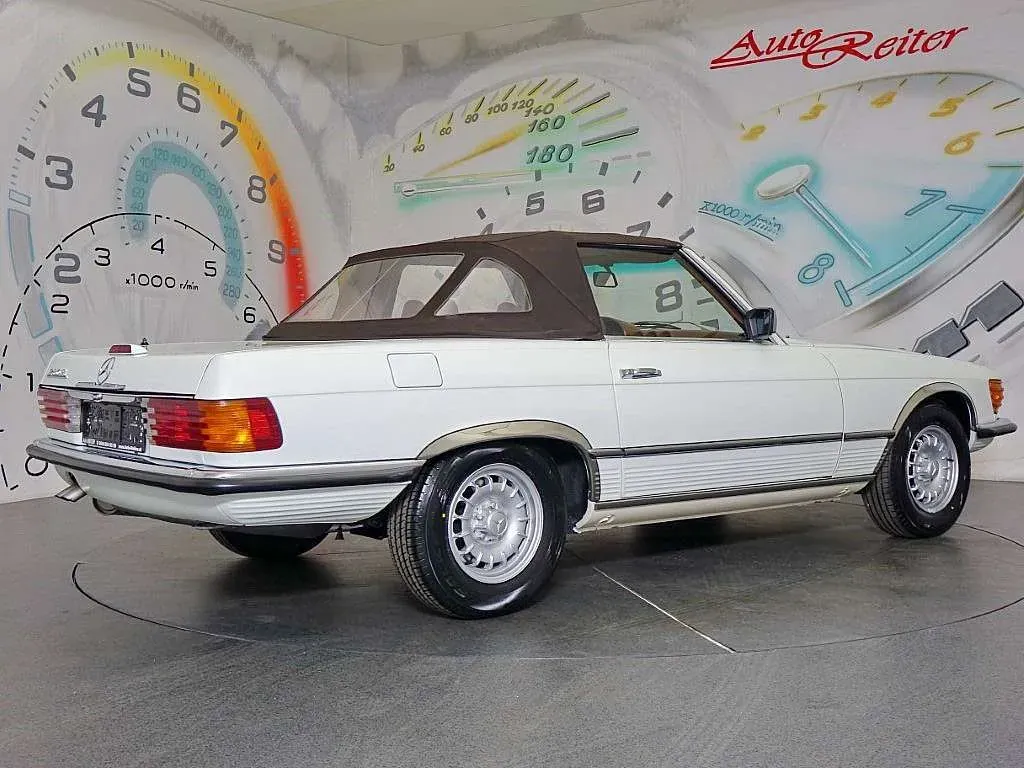 Mercedes-Benz Sl-Class 1978 photo 2
