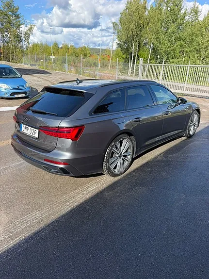 Audi A6 2025 photo 2