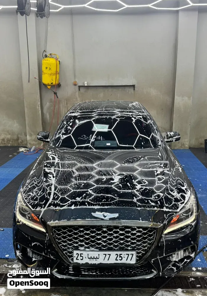 Genesis G80 2017 photo 2