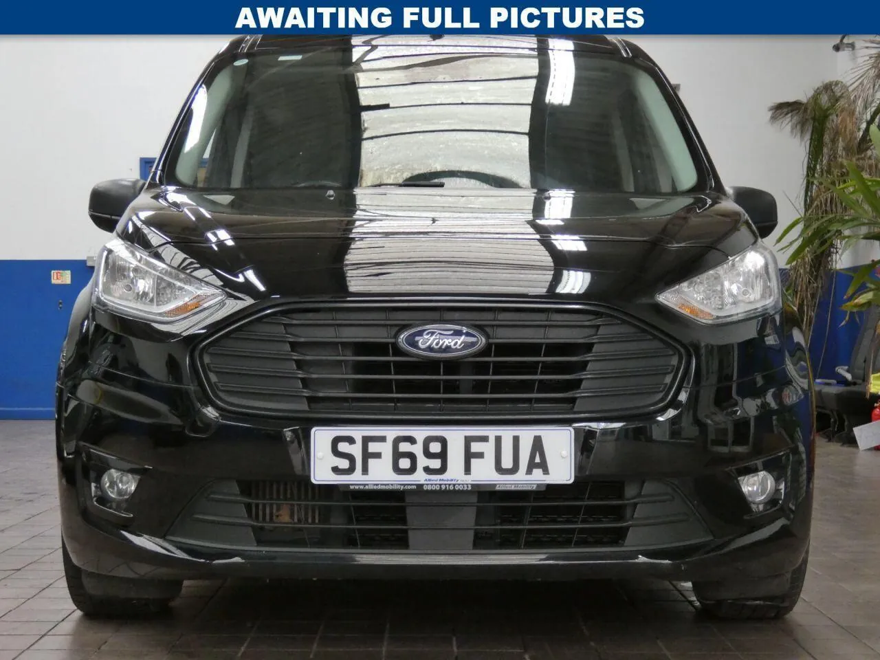 Ford Grand Tourneo Connect 2019 photo 2