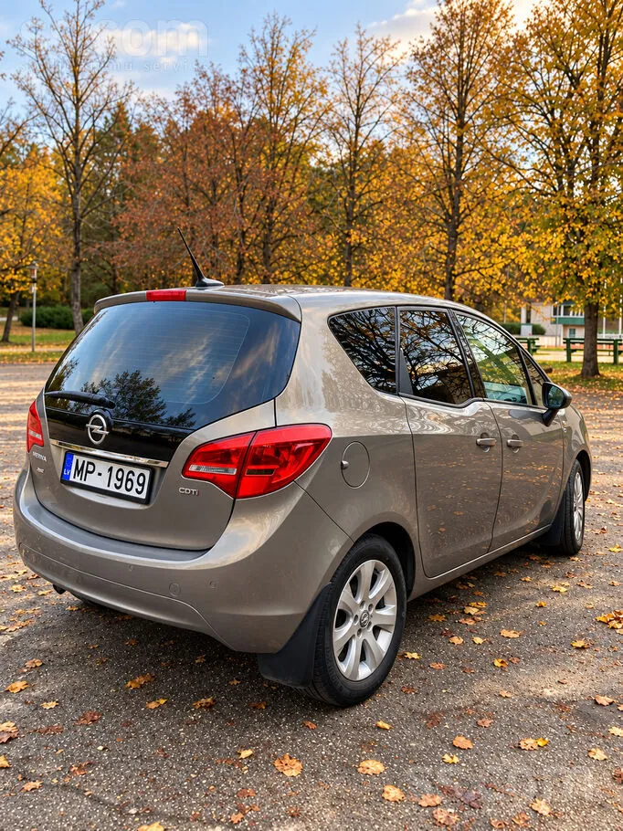 Opel Meriva 2012 photo 4
