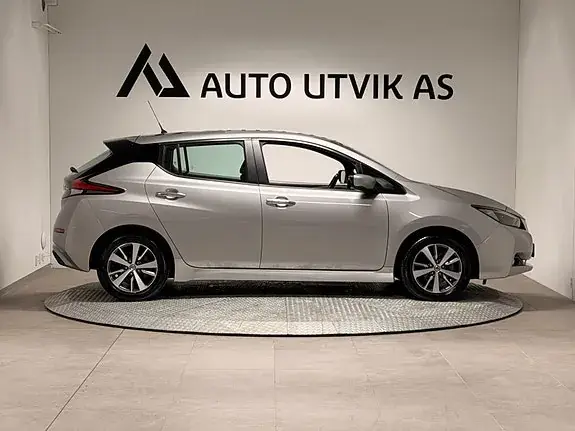 Nissan Leaf 2022 photo 2