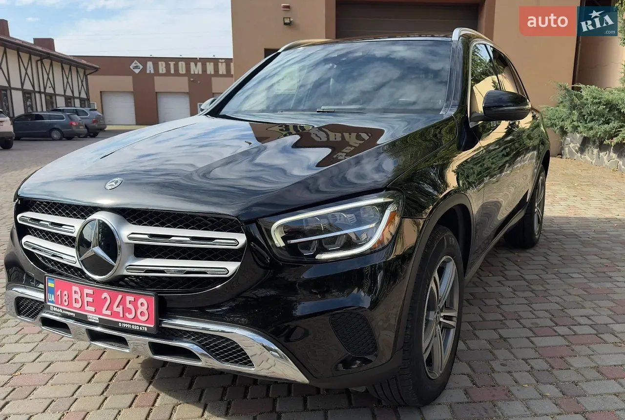 Mercedes-Benz Glc-Class 2019 photo 2