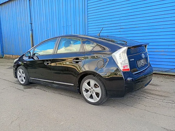 Toyota Prius 2011 photo 5