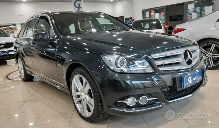 Mercedes-Benz C-Class 2012 photo 4