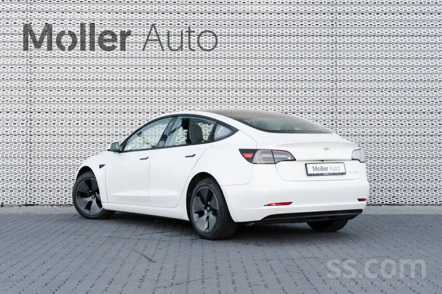 Tesla Model 3 2021 photo 3