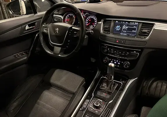 Peugeot 508 2013 photo 3