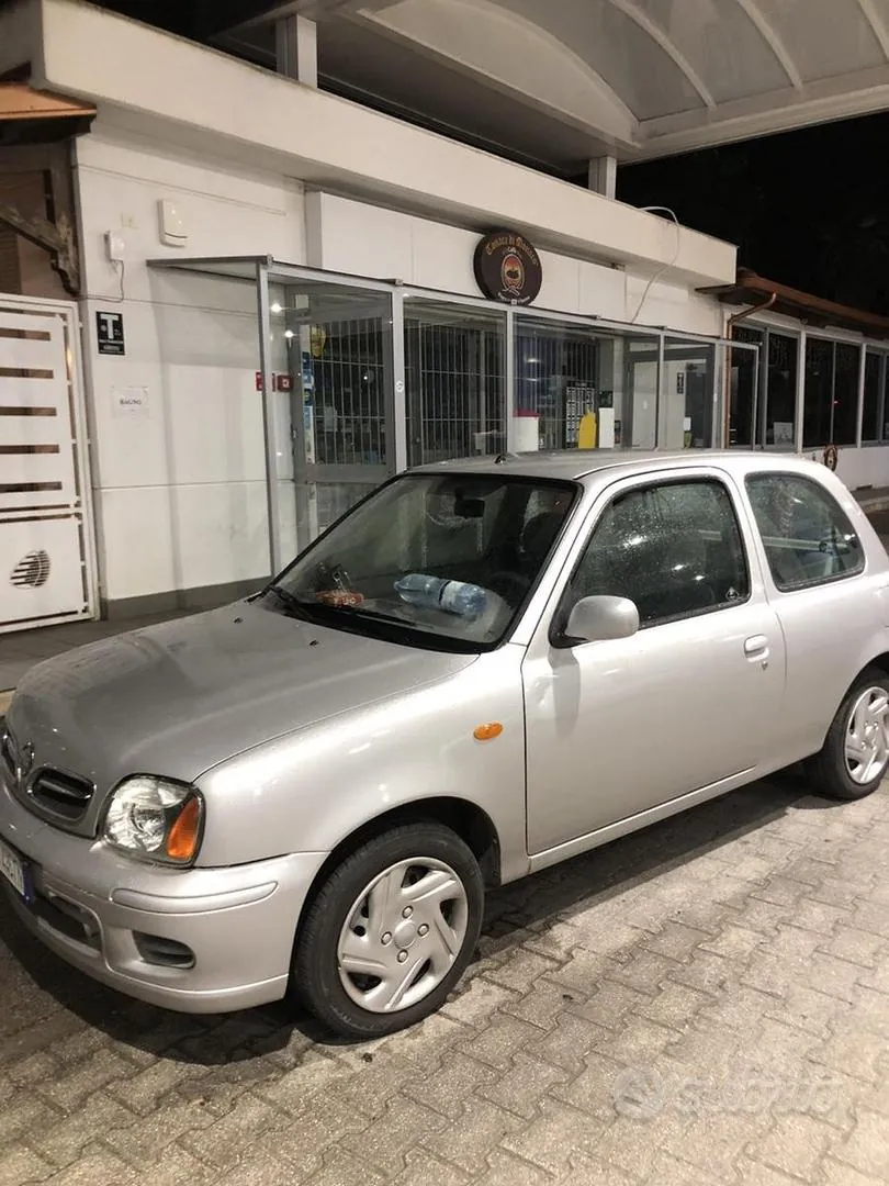 Nissan Micra 2001 photo 2