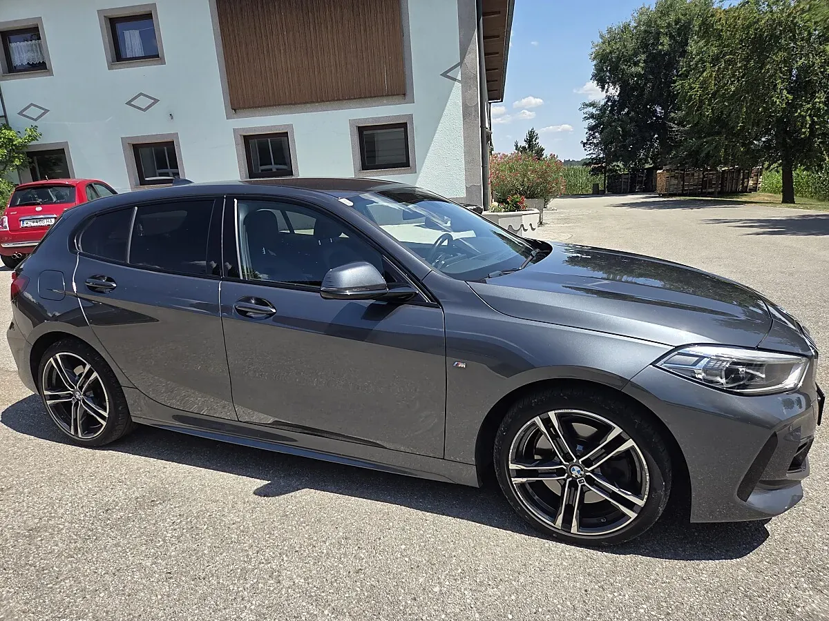 BMW 1 Series 2020 photo 3