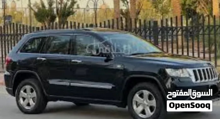Jeep Grand Cherokee 2012 photo 2